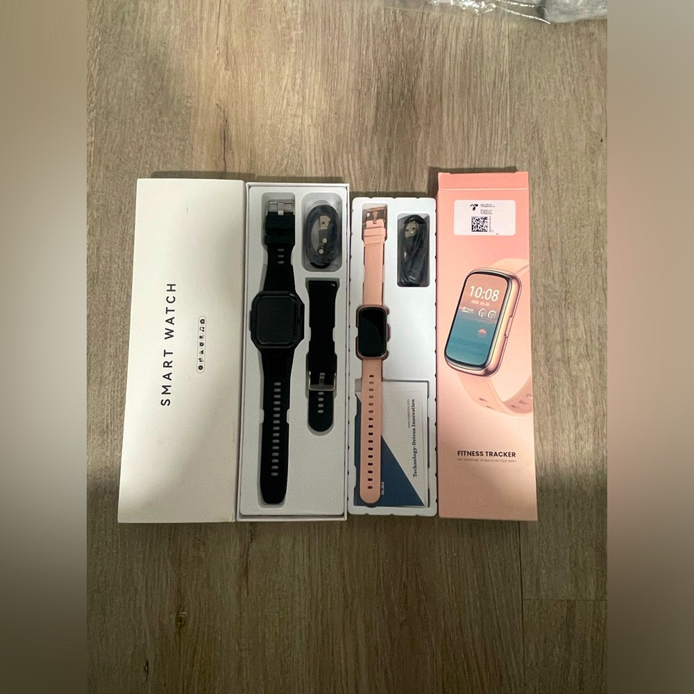 Black and Pink Smart Watch Set
